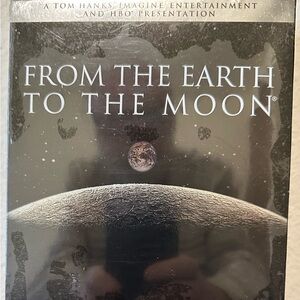 From the Earth to the Moon New and Sealed 2009 12 episodes 12 hours Tom Hanks